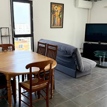 Le Refuge Du Sud Apartman